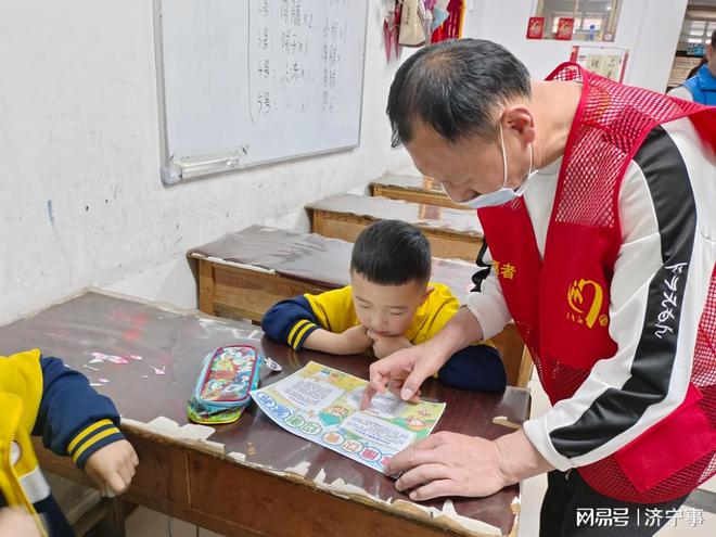 科学饮食助成长 健康生活ayx爱游戏赴未来(图3)