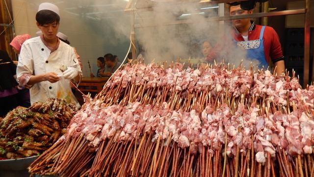 中国“五大美食之ayx爱游戏都”你去过几个？还敢说自己是真正的吃货吗？(图4)